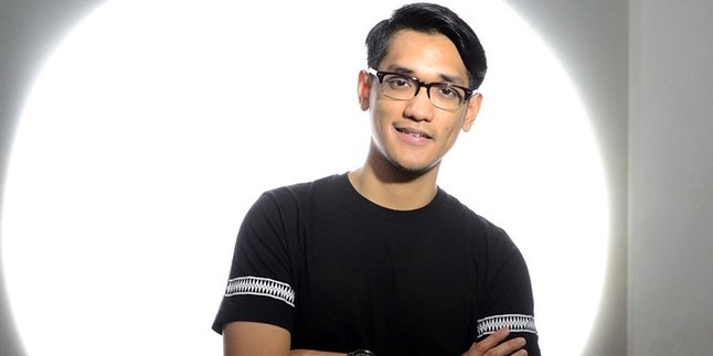 Jelang Konser Solo di Negeri Jiran, Afgan Girang Bertemu Fansnya