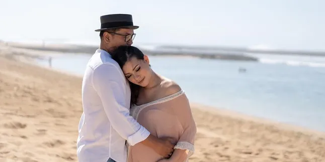 Jelang Lahiran, Viviane Istri Sammy Simorangkir Diinduksi