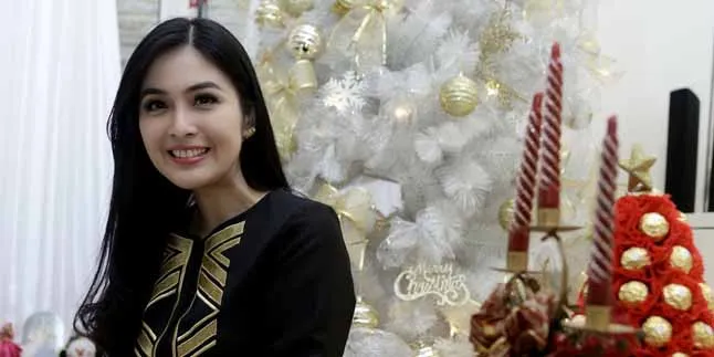 Jelang Nikah, Sandra Dewi Kenang 3 Tahun Pacaran Dengan Harvey