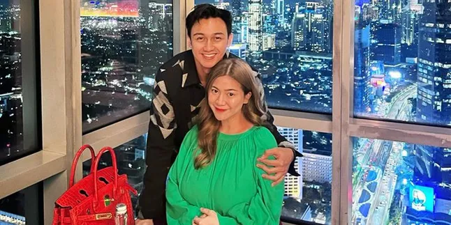 Jelang Pergantian Tahun, Ini yang Diinginkan Felicya Angelista dan Caesar Hito di Tahun 2023 Jelang Pergantian Tahun, Ini yang Diinginkan Felicya Angelista dan Caesar Hito di Tahun 2023