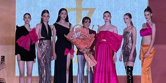 Ahead of Performing at Fashion Forward Paris, Putry Poyz Holds Fashion Show in Jakarta