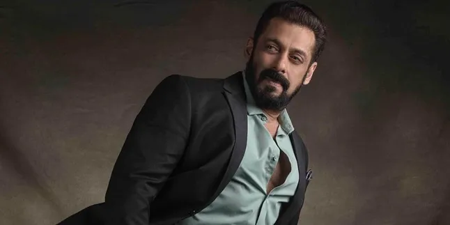 Jelang Ultah ke-56, Salman Khan Masuk RS Gara-Gara Digigit Ular Jelang Ultah ke-56, Salman Khan Masuk RS Gara-Gara Digigit Ular