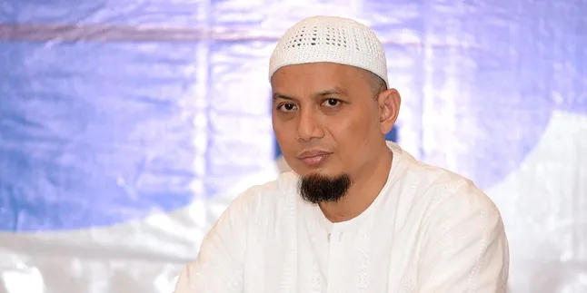 Jenazah Ustaz Arifin Ilham Tertahan Imigrasi, Jadwal Kedatangan Diundur