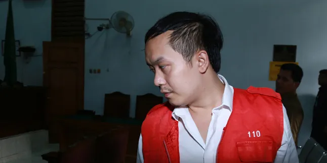 Jeng Anna Tak Peduli ke Mana Uangnya Digunakan Hengky Kawilarang Jeng Anna Tak Peduli ke Mana Uangnya Digunakan Hengky Kawilarang