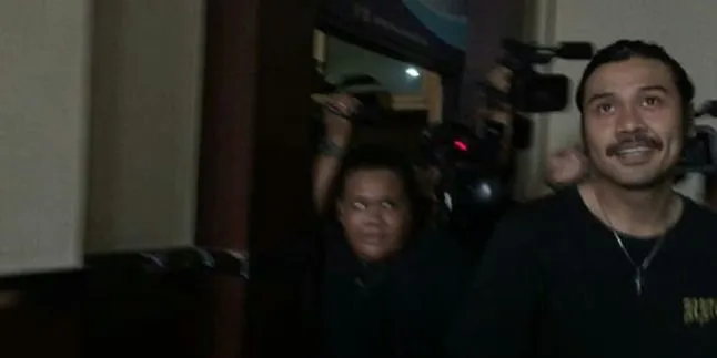 Jenguk Jefri Nichol, Chicco Jerikho Bungkam Jenguk Jefri Nichol, Chicco Jerikho Bungkam