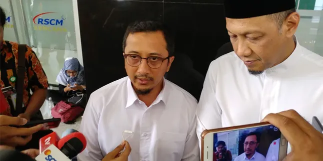 Jenguk ke RS, Ustaz Yusuf Mansur Bantah Kabar Ustaz Arifin Ilham Meninggal Dunia