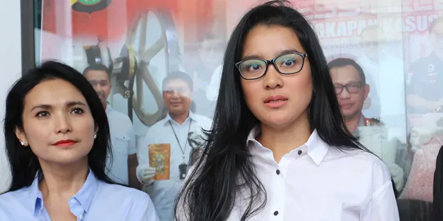 Jenguk Pretty Asmara Bareng PARFI, Ini Komentar Marcella Zalianty