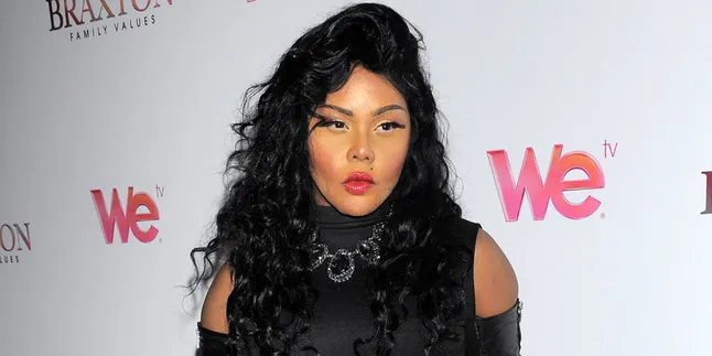 Jenis Kelamin Bayi Dalam Kandungan Lil Kim Terungkap!