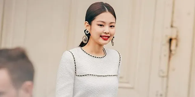 Jennie BLACKPINK Bahas Ini di Konser, Fans Bingung Harus Ketawa Atau Nangis Jennie BLACKPINK Bahas Ini di Konser, Fans Bingung Harus Ketawa Atau Nangis
