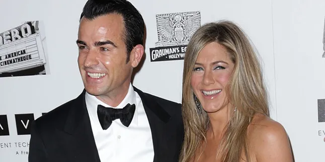 Jennifer Aniston - Justin Theroux Menikah Bulan Ini?