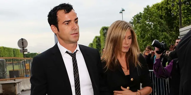 Jennifer Aniston - Justin Theroux Mesra di Pernikahan Jimmy Kimmel