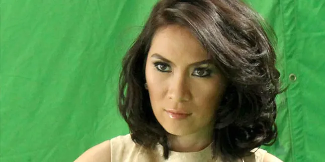 Jennifer Arnelita Hindari Pacaran Dengan Artis