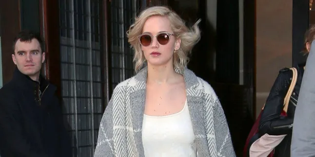 Jennifer Lawrence: Aku Benar-Benar Membenci Malam Tahun Baru Jennifer Lawrence: Aku Benar-Benar Membenci Malam Tahun Baru