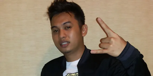 Jenuh, Atlet Bola Voli Ini Banting Setir Jadi Penyanyi