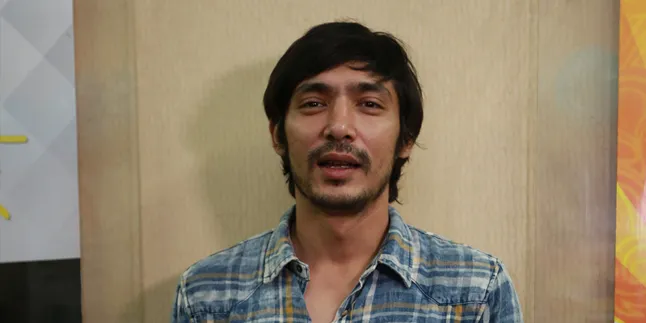 Jenuh Jadi Aktor, Abimana Aryastya 'Lari' ke Belakang Layar