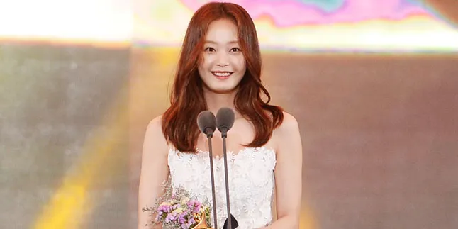 Jeon So Min 'RUNNING MAN' Mengaku Pernah Jadi Korban Pelecehan Seksual Jeon So Min 'RUNNING MAN' Mengaku Pernah Jadi Korban Pelecehan Seksual