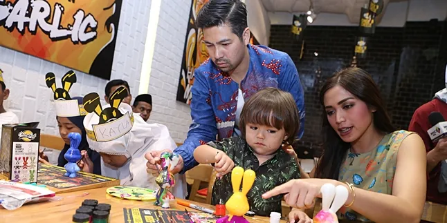 Jessica Iskandar & Girlsquad Ternyata Kerap Lakukan Kegiatan Amal Jessica Iskandar & Girlsquad Ternyata Kerap Lakukan Kegiatan Amal