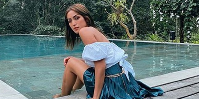 Jessica Iskandar Shows Off Super Slim Stomach, Becomes More Diligent in Exercising Since Moving to Bali