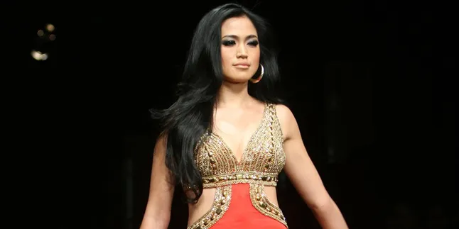 Jessica Iskandar Pamerkan Wajah Baby El, Tapi Kok Jadi Gini? Jessica Iskandar Pamerkan Wajah Baby El, Tapi Kok Jadi Gini?