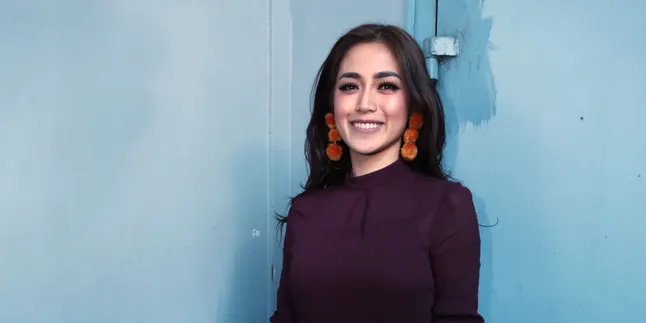 Jessica Iskandar Ulang Tahun, El Barack Beri Kado Pena Mewah Hasil Kerja