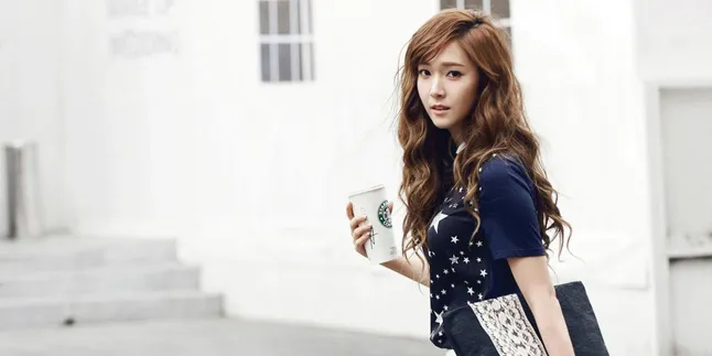 Jessica SNSD Tetap Cantik dan Fresh Meski Tanpa Make Up