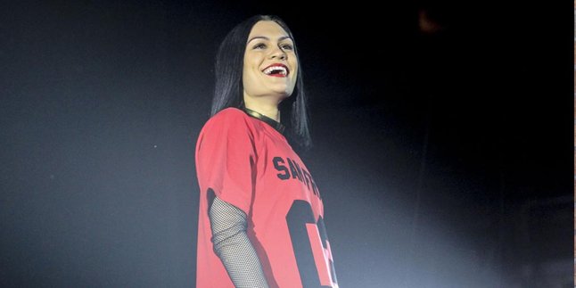 Jessie J Merilis Video Klip Untuk Track 'Masterpiece'