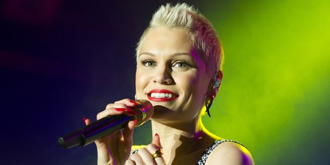 Deru Nafsu dan Gairah Jessie J!