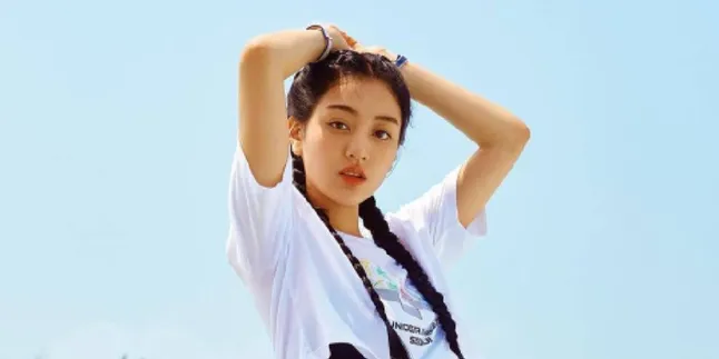 Jihyo TWICE Rilis Single yang Berjudul A STRANGE DAY