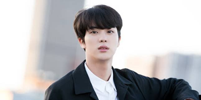 Jin BTS Makes ARMY Lose Focus in 'Black Swan' MV, Do ARMY Already Know?