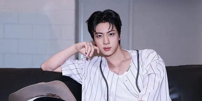 BTS's Jin Sets Personal Record, Song "Don't Say You Love Me" Hits 800 Million Streams on Spotify