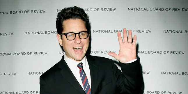 JJ Abrams: 'STAR WARS: THE FORCE AWAKENS' Tak Akan Membosankan