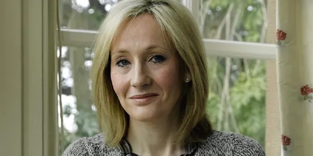 JK Rowling Ingin Garap 'HARRY POTTER' Versi Director's Cut