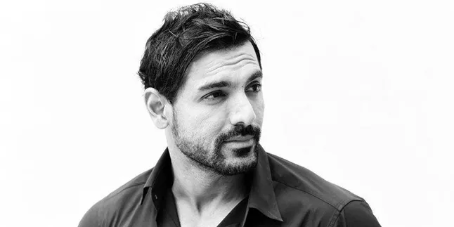 John Abraham Pilih Bangkrut Daripada Buat Film Komedi Dewasa