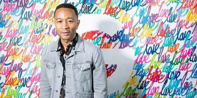 John Legend Hanya Gunakan Kamera Ponsel Untuk Rekam Video Klip 'Good Night'