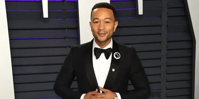 John Legend Terpilih Jadi Pria Terseksi di Dunia 2019 Versi People John Legend Terpilih Jadi Pria Terseksi di Dunia 2019 Versi People