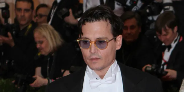Johnny Depp Akan Bintangi Biopik Pesulap Terkenal Harry Houdini? Johnny Depp Akan Bintangi Biopik Pesulap Terkenal Harry Houdini?