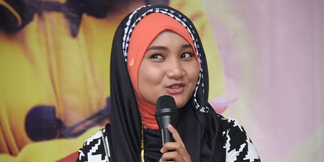 Jokowi di Soal UN, Fatin Shidqia Anggap Lebay Jokowi di Soal UN, Fatin Shidqia Anggap Lebay