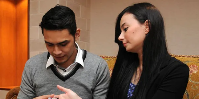 Banyak Dikecam, Jonas Rivanno Tetap Dianggap Pria Gentle Banyak Dikecam, Jonas Rivanno Tetap Dianggap Pria Gentle