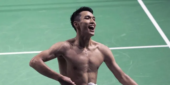 Jonatan Christie Ungkap Alasan Selebrasi Buka Baju Yang Viral