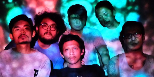 Jou Barakati Rilis Single Perdananya, 'My Uniform and Super Close Buddy'