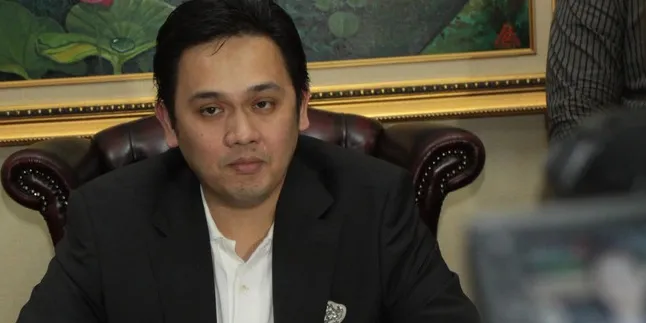 Jubir Farhat: Banyak Yang Setuju Dengan Pendapat Farhat di Twitter Jubir Farhat: Banyak Yang Setuju Dengan Pendapat Farhat di Twitter