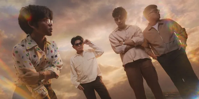 Juicy Luicy Telurkan 'Elu-Elukan', Single Untuk yang Mau Bangkit Dari Luka Lama Juicy Luicy Telurkan 'Elu-Elukan', Single Untuk yang Mau Bangkit Dari Luka Lama