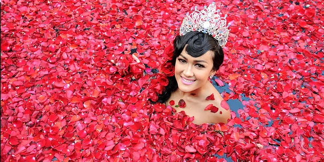 Julia Perez: Horor Indonesia Terlalu Dipaksakan Julia Perez: Horor Indonesia Terlalu Dipaksakan