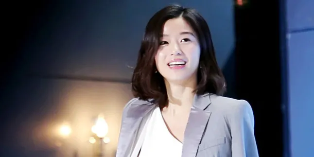 Jun Ji Hyun: Aku Nggak Takut Tua dan Keriput Jun Ji Hyun: Aku Nggak Takut Tua dan Keriput