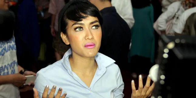 Jupe: Cukup Nangis-Nangisnya Buat Gaston Jupe: Cukup Nangis-Nangisnya Buat Gaston