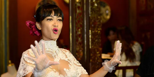 Jupe Ditawar 2 M Untuk Tidur Bareng