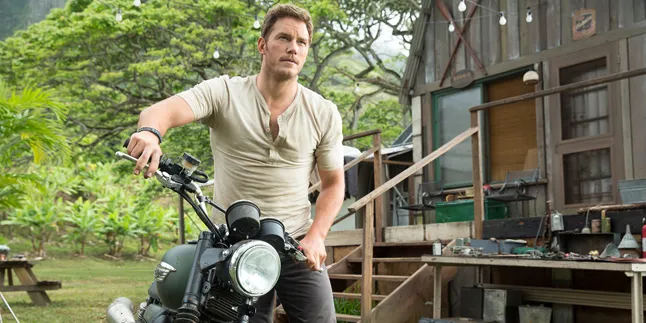 'JURASSIC WORLD' Mendominasi Bioskop Dunia - Pecahkan Rekor Baru