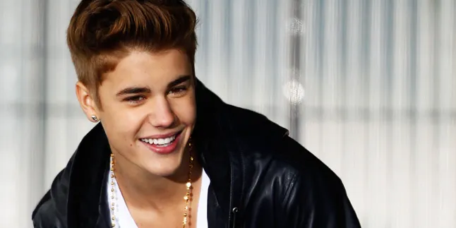 Justin Bieber: Aku Butuh Gadis Yang Enak Dicium Justin Bieber: Aku Butuh Gadis Yang Enak Dicium