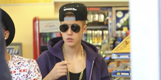 Justin Bieber Bakal Mati Mengenaskan Seperti Michael Jackson?