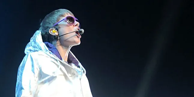 Justin Bieber dan Shrek, Ganteng Siapa?